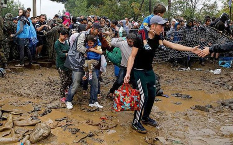 Даваме 100 000 евро за овладяване на бежанската криза