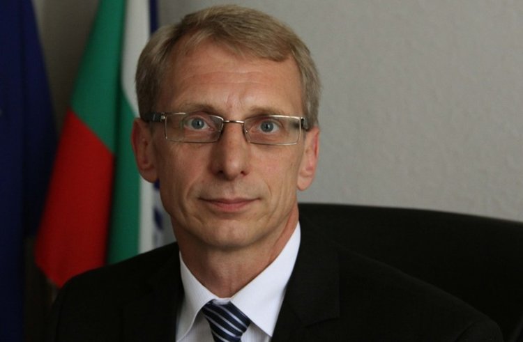 Министър: Оставка на шефката на еврофондовете за наука