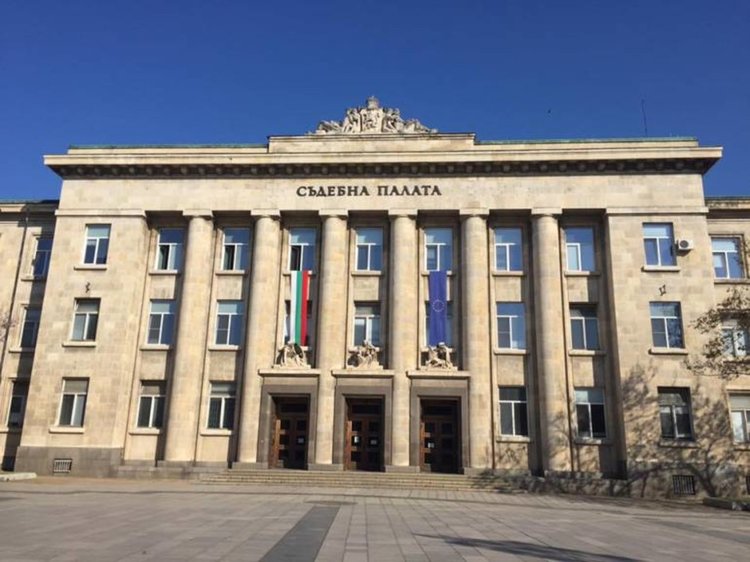 В Русенско мъж преби и удуши вдовица на негов познат, отказала му секс