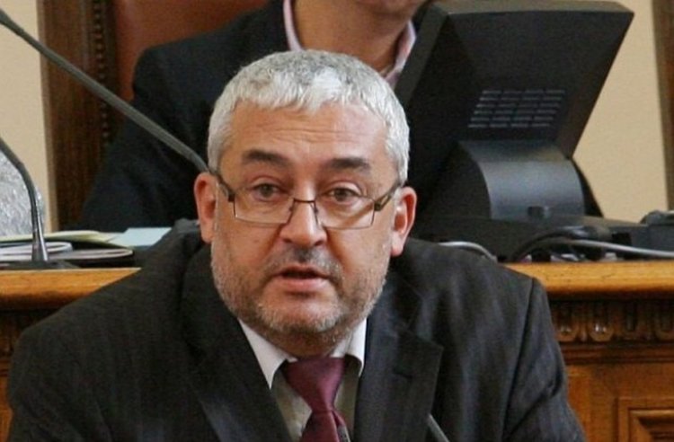 Адв. Василев: Законопроектът за авторското право цели да унищожи малките и средни платформени оператори