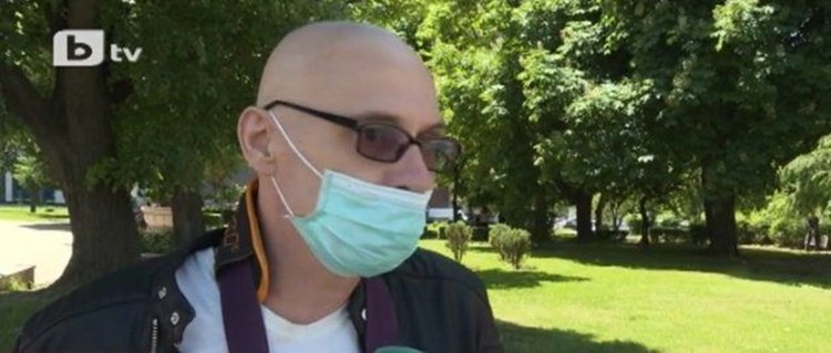 Охранител счупи ръката на онкоболен, защото бил с маска против инфекции