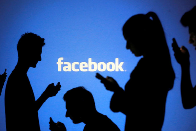 Какво знае Facebook за нас - как да видим и да изтрием
