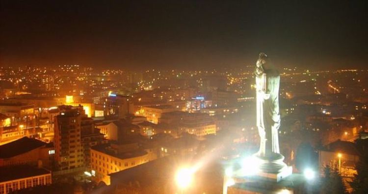 Инициатива:В 21 ч. тази вечер България ръкопляска на медиците на първа линия срещу Ковид-19