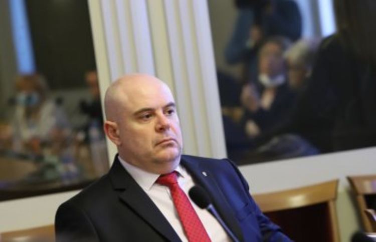 Записите са "национален спорт", в който прокуратурата е държавен първенец