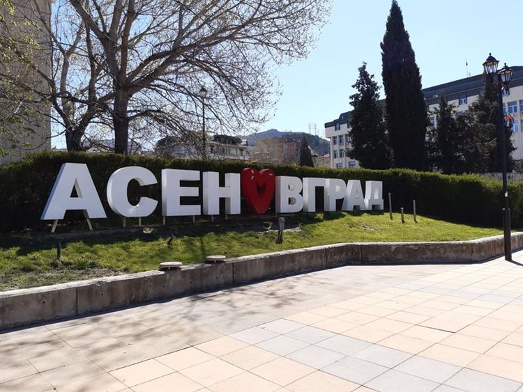 Стартира гласуването в конкурса за стихотворение по повод Деня на християнското семейство