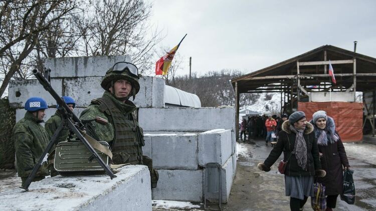 Русия да признае самопровъзгласилите се Луганска и Донецка републики искат в Думата