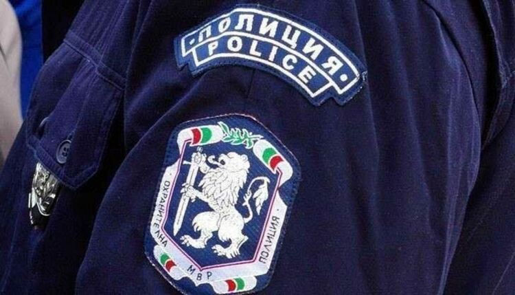 Пожарникари и полицаи започват протести по места, националните ще са през уикенда