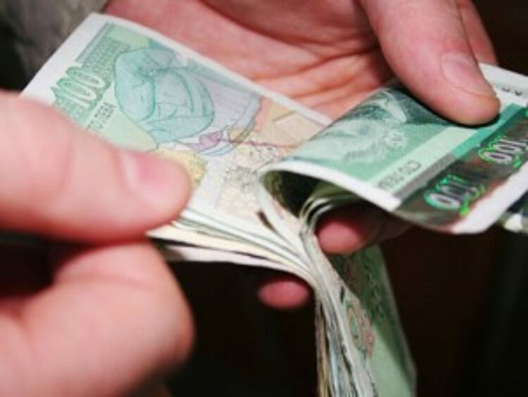 Варианти за автоматично определяне на минималната работна заплата е представил министър Гьоков 