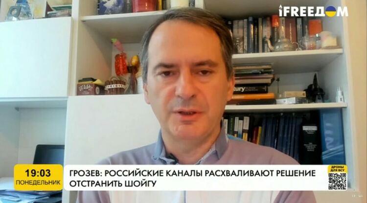 Христо Грозев смята, че бързото сваляне на Путин е заплаха за света