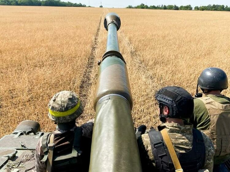 Интензивни боеве в почти цялата Херсонска област
