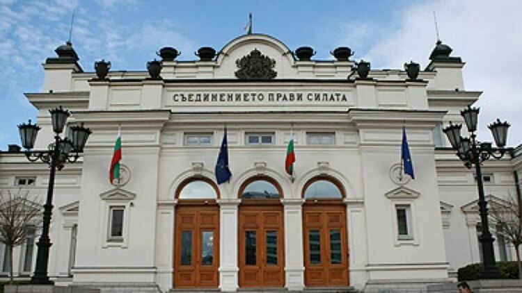 Политолози коментират шансовете за съставяне на правителство 