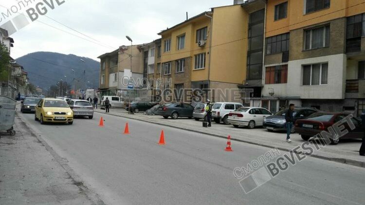 Устовци събират подписка за "легнал полицай" на главния път 