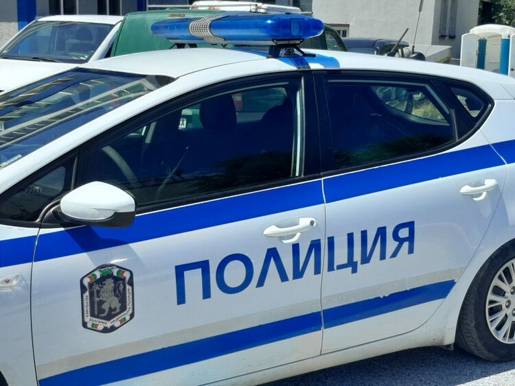Задържаха 31-годишен асеновградчанин за кражба от автомивка