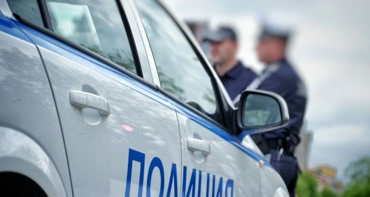 45-годишен удари шамар на 20-годишен шофьор след лека катастрофа