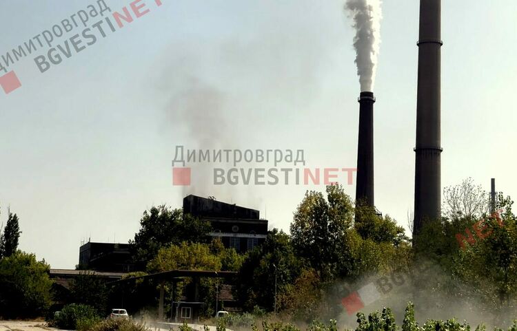 Отново вреден въздух в Димитровград, 3 превишения на SO2 за 18 часа