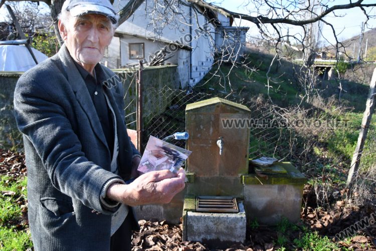 87-годишен иска да възстанови улична чешма в Долно Брястово 