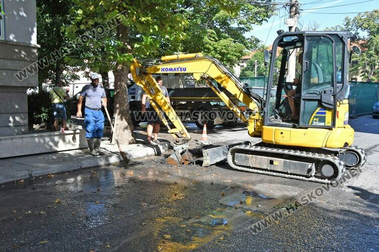 Свиленград, Харманли и няколко села са с нарушено водозахранване заради аварии