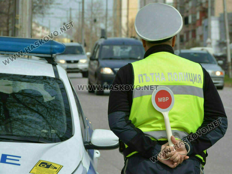 Шофьор кара пиян и дрогиран в насрещното на АМ „Марица“, друг наду дрегера до 3,78 промила в Хасково