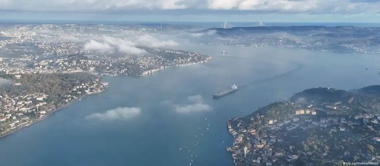 Как Турция контролира достъпа до Черно море