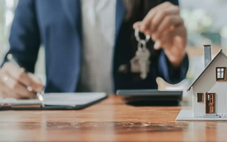 През 2027 г. се очаква спад на цените на жилищата у нас