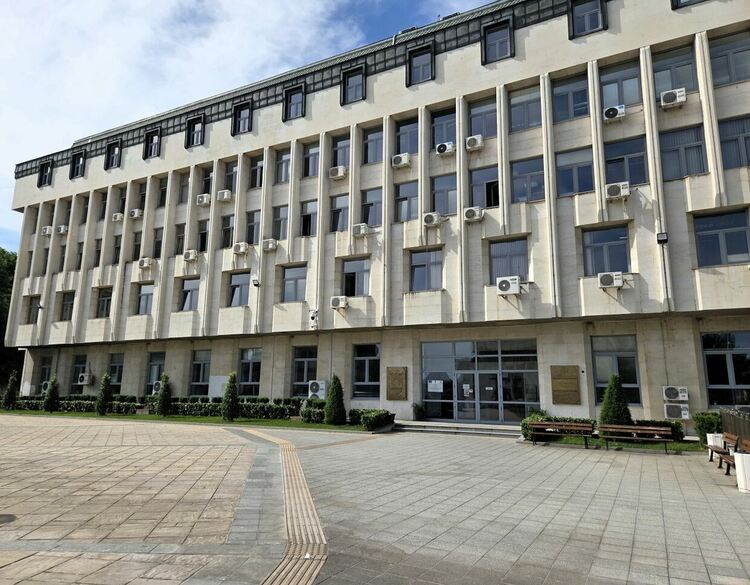 Асеновградчани ще обсъдят публично бъдещето на бившата Стоматология