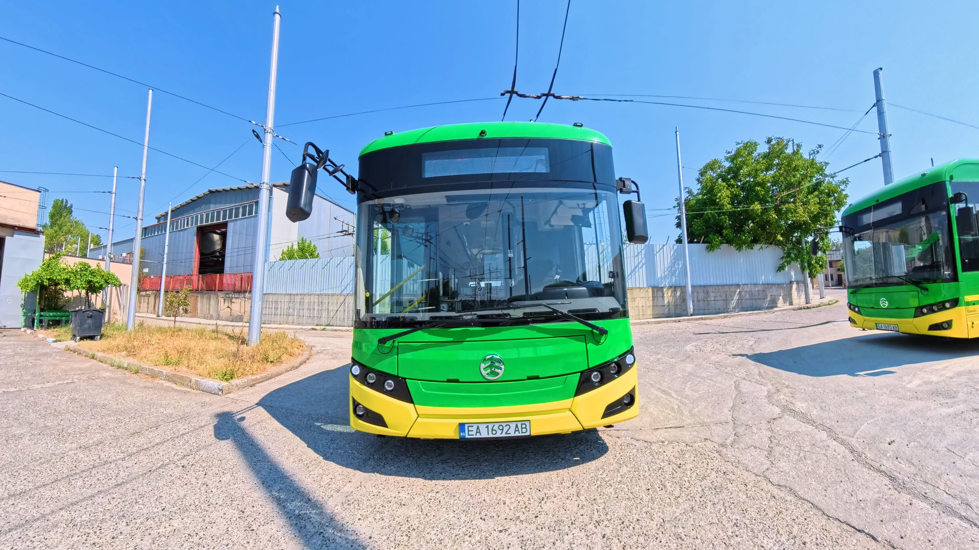 Автобусите по линия №102 отново се движат по маршрута от Техномаркет до Асенова крепост