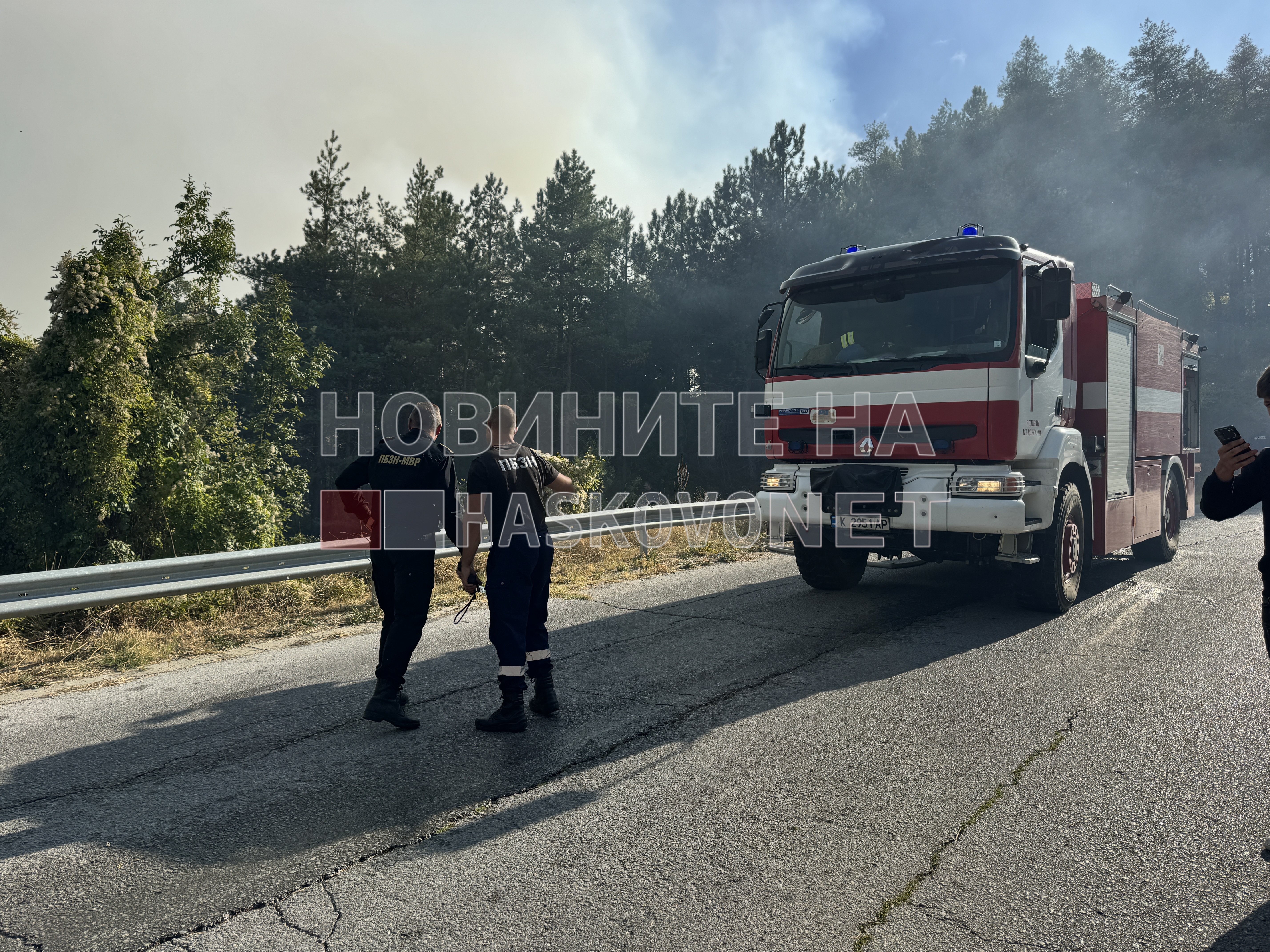 Пожарът край Зорница е локализиран, обхвана 1000 дка гора и храсти
