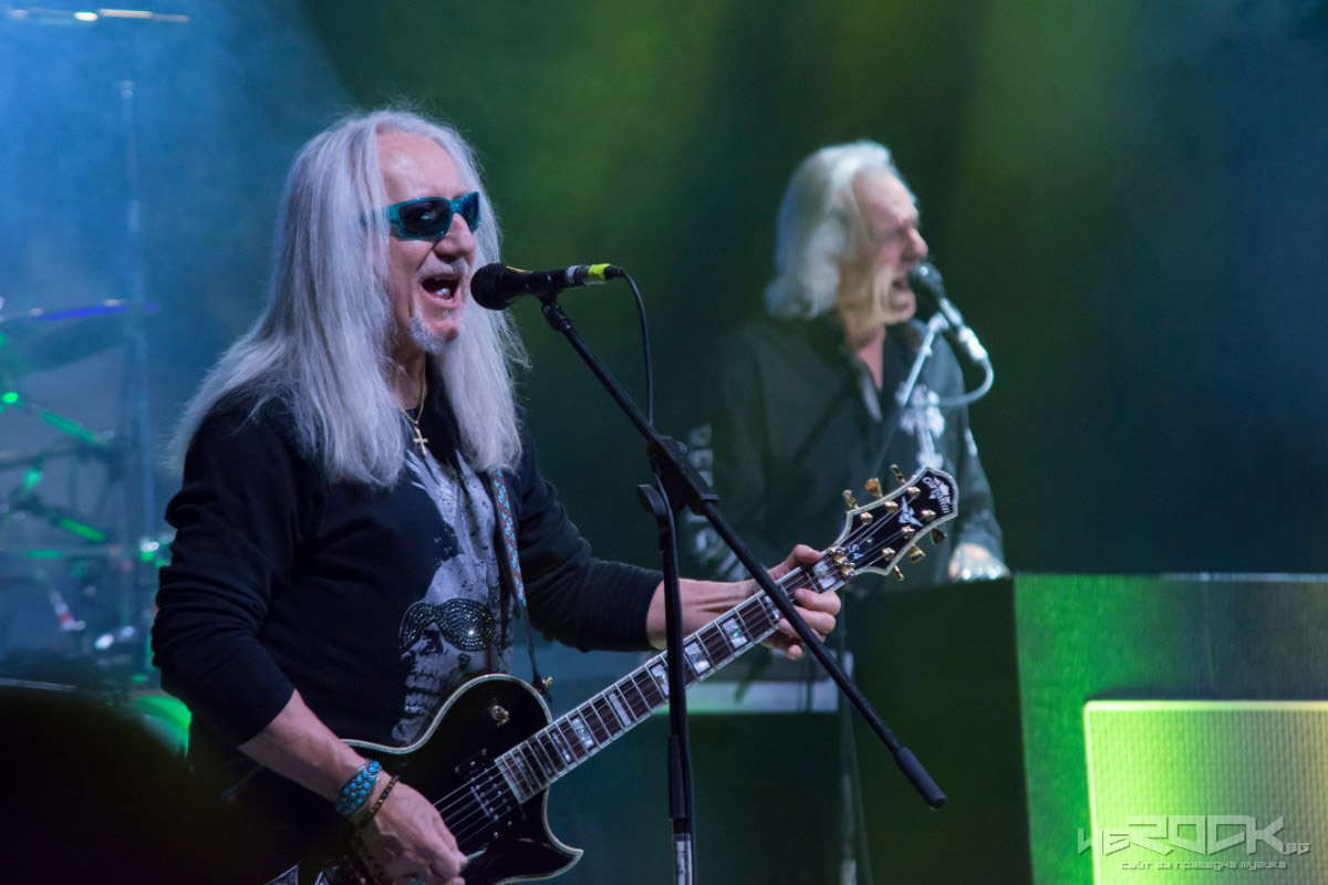 URIAH HEEP с необичайни изисквания за виното и специално меню за прощалния си концерт в София