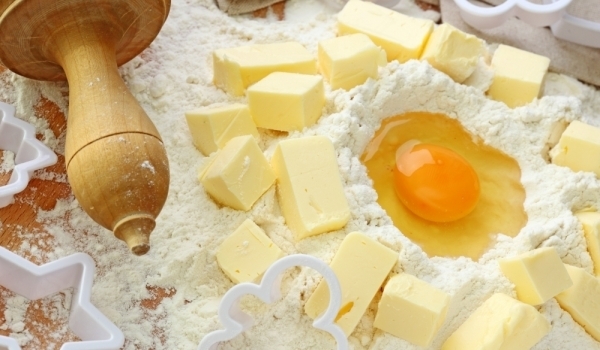 Сладко маслено тесто с яйца