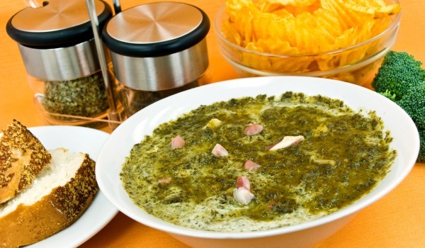 Коприва с яйца и сирене