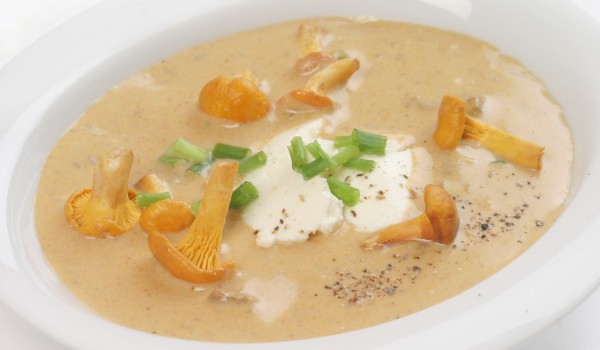 Яхния с гъби и вино