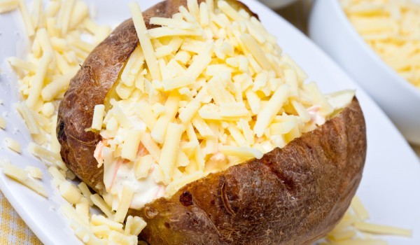 Картофи пълнени със сирене