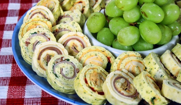 Руло от кашкавал и скариди