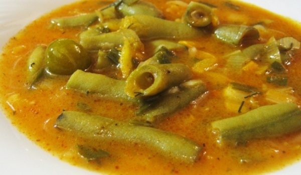 Супа от зелен фасул и зеле