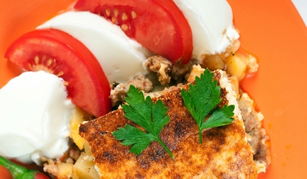 Мусака с праз и кайма