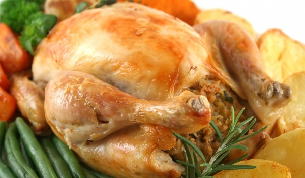 Пълнена домашна кокошка