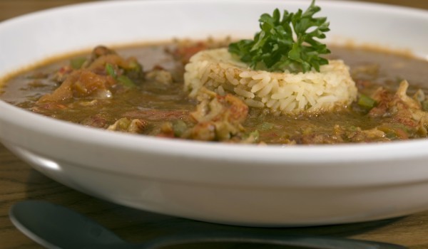 Яхния с ориз и пилешко