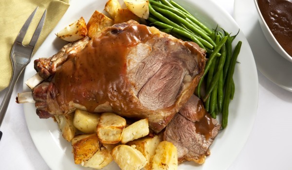 Задушен овнешки бут от Еленския балкан