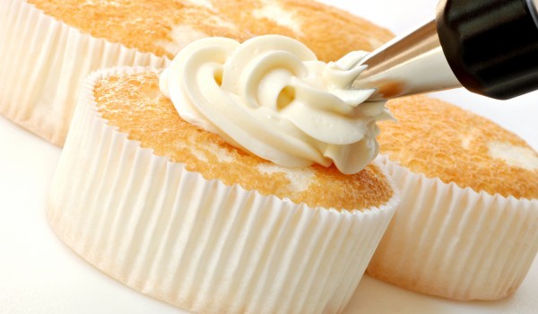 Сметанови мъфини с локум