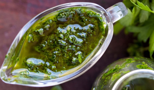 Сос от магданоз