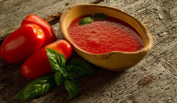 Доматен сок с подправки